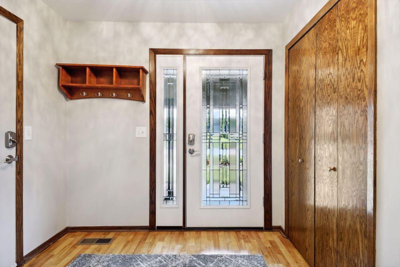 245 Grand Ave, Shoreview, MN 55126