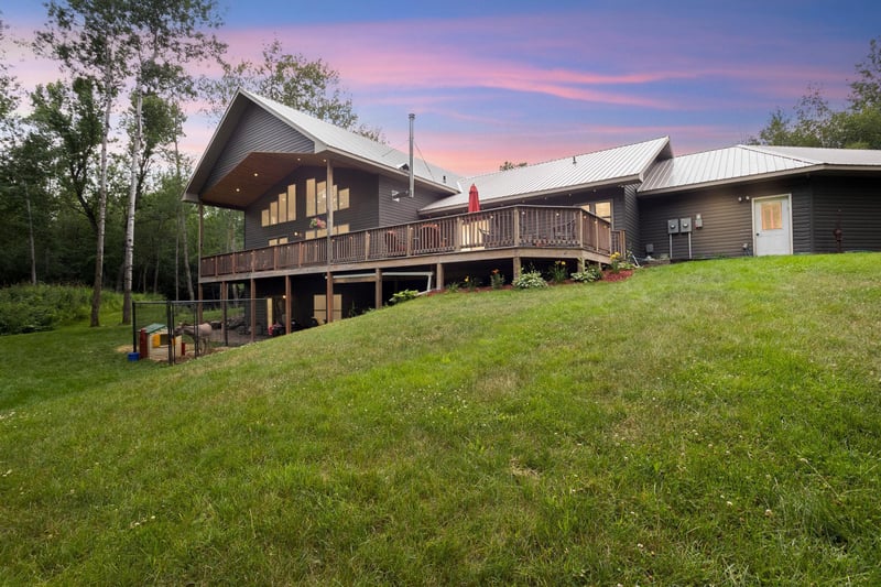 16388 110th Ave, Milaca, MN 56353