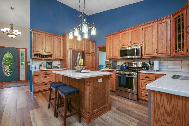 9783 4th St NE, Hanover, MN 55341