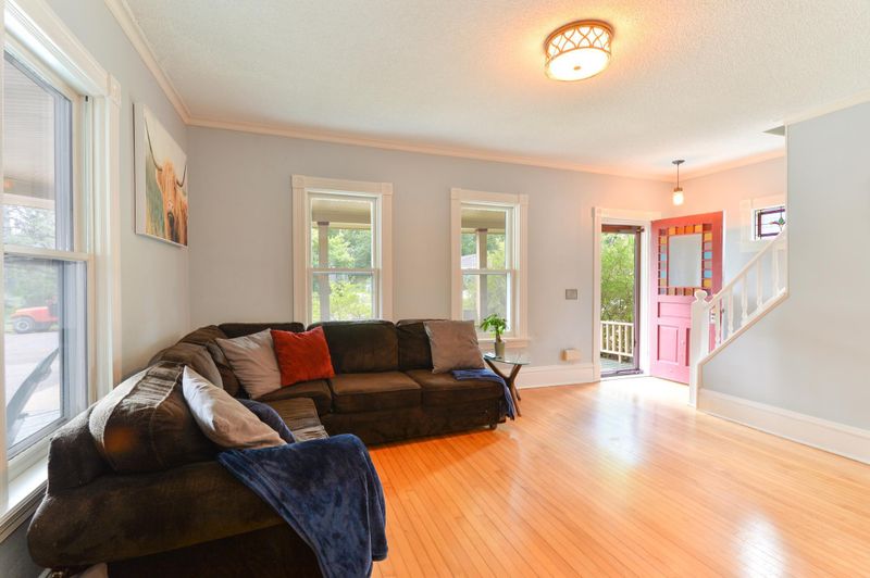308 Hickory St W, Stillwater, MN 55082