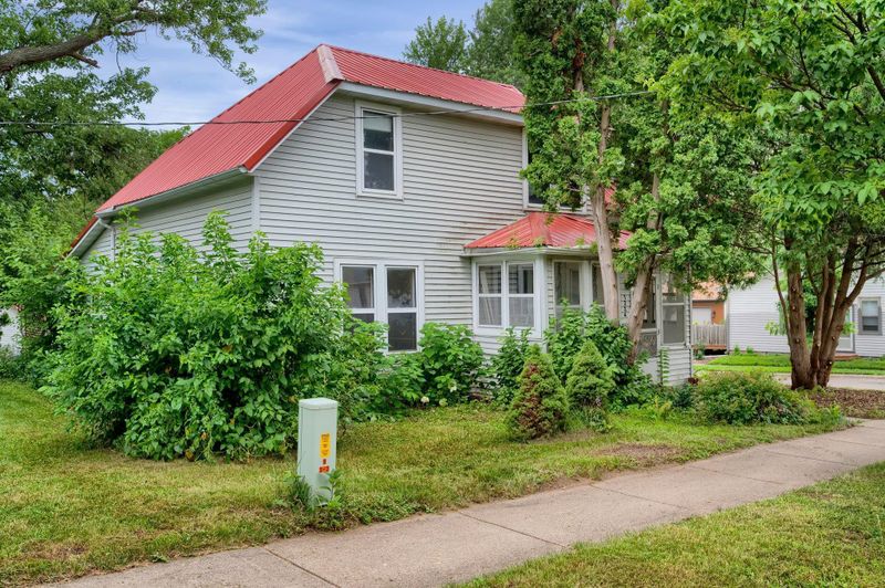 1324 East Ave, Red Wing, MN 55066