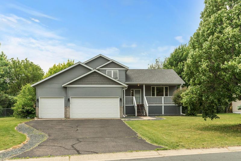 6607 Wild Turkey Trl, Lino Lakes, MN 55014