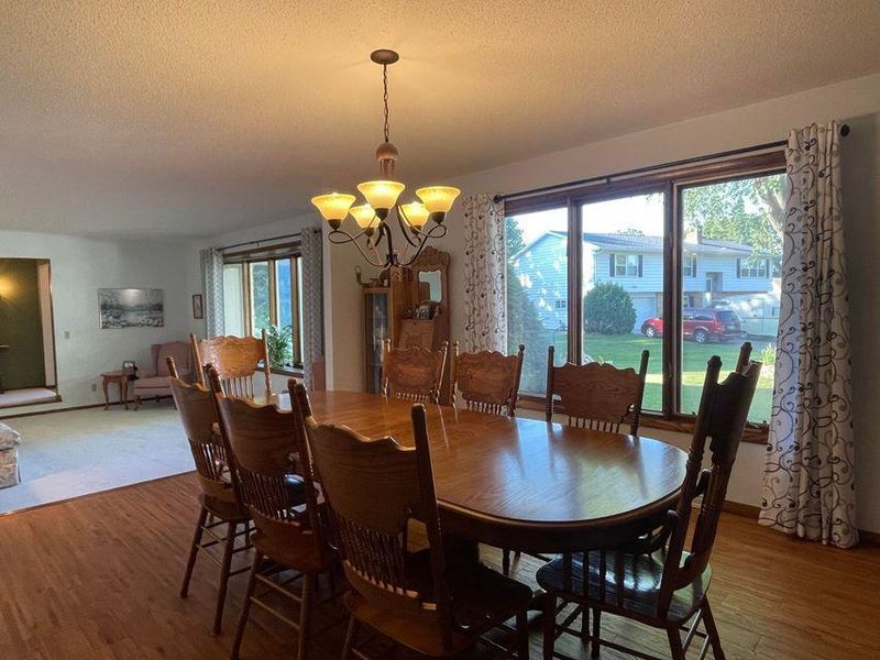 218 Cornforth Ct, La Crescent, MN 55947