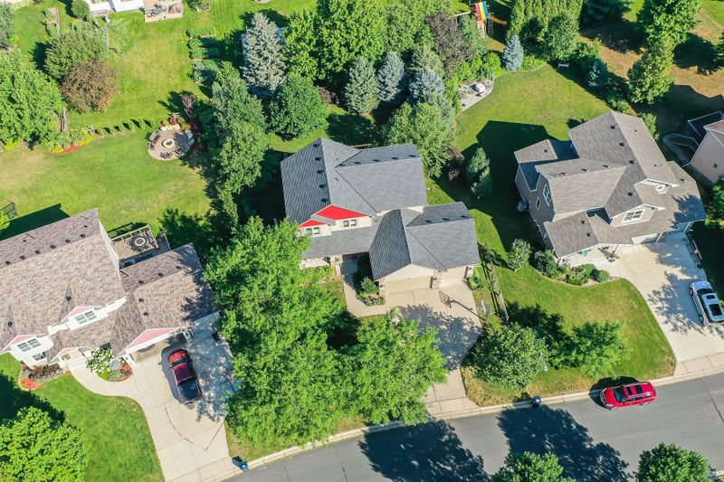 2118 Erie Dr, Northfield, MN 55057