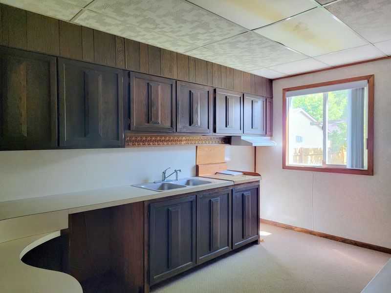 821 W Summit Ave, Fergus Falls, MN 56537