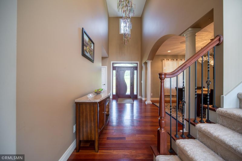 117 Primrose Ln, Cannon Falls, MN 55009