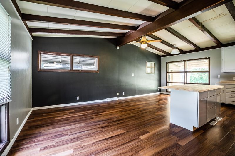 312 W Melby Dr, Mabel, MN 55954