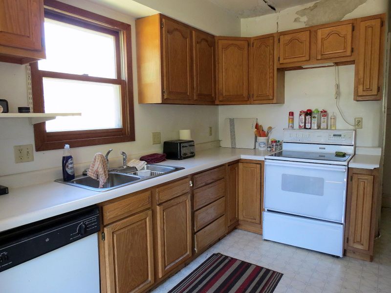 700 9th St SE, Willmar, MN 56201