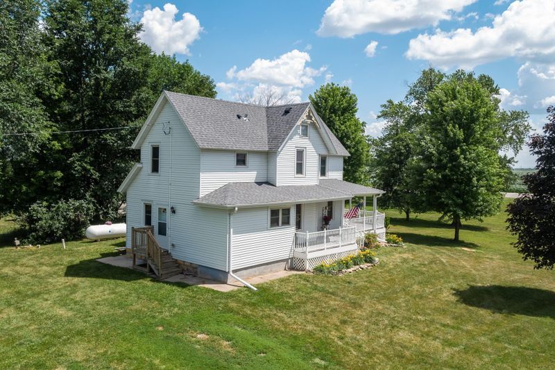 4254 Kenyon Rd, Owatonna, MN 55060