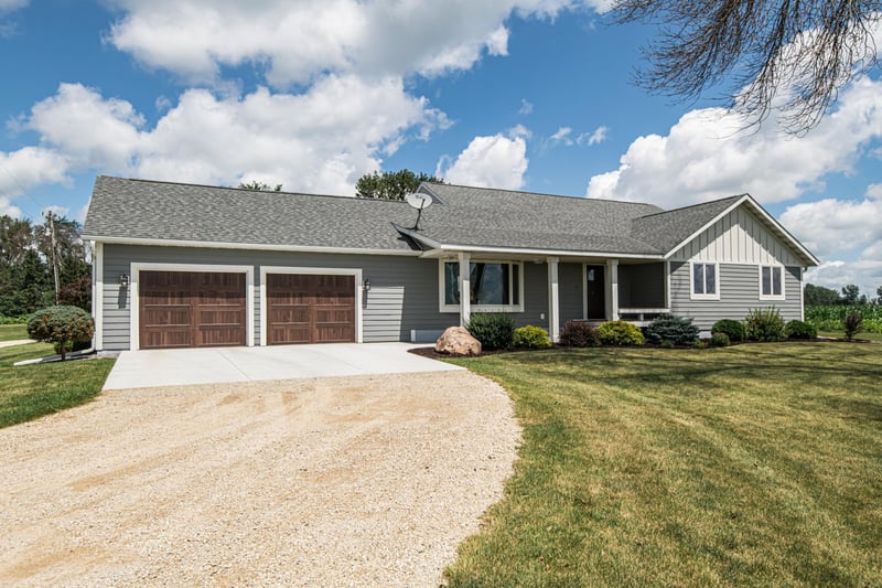 27282 650th St, Kasson, MN 55944