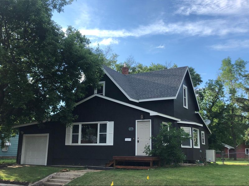 217 1st Ave N, Crookston, MN 56716