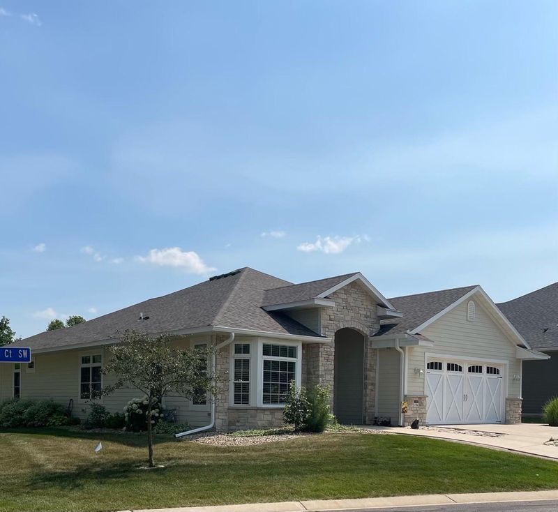 1396 Autumn Sage Ct SW, Rochester, MN 55902