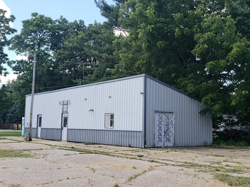15 1st St NE, Oronoco, MN 55960