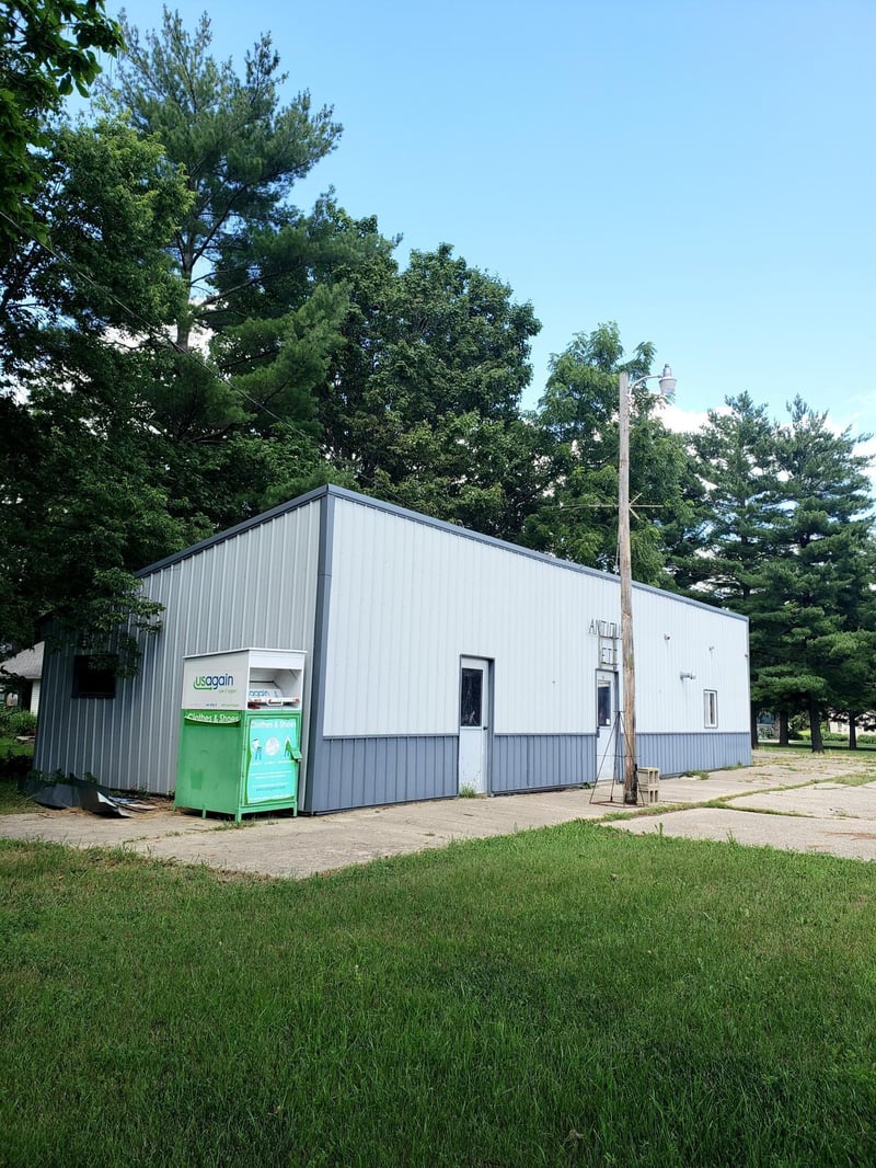 15 1st St NE, Oronoco, MN 55960