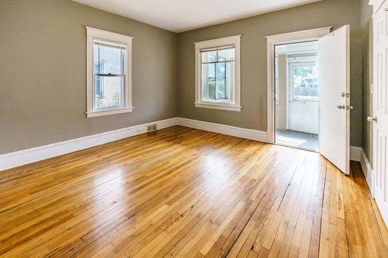 426 Fillmore St NE, Minneapolis, MN 55413