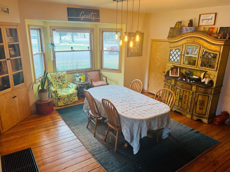 301 9th St N, Kerkhoven, MN 56252