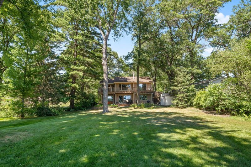 4614 E Front Blvd NE, Wyoming, MN 55092