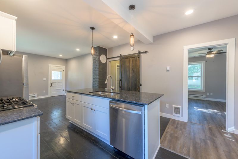 623 Tyler St, Hastings, MN 55033