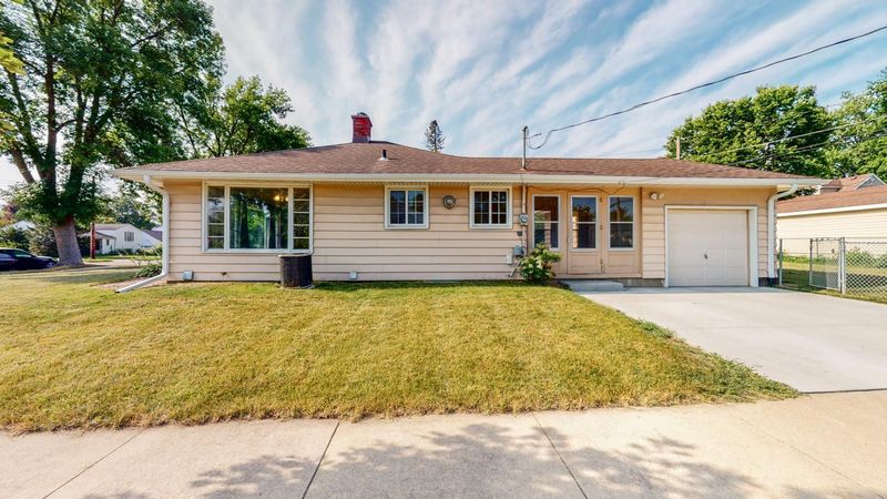 1019 9th Ave NW, Rochester, MN 55901