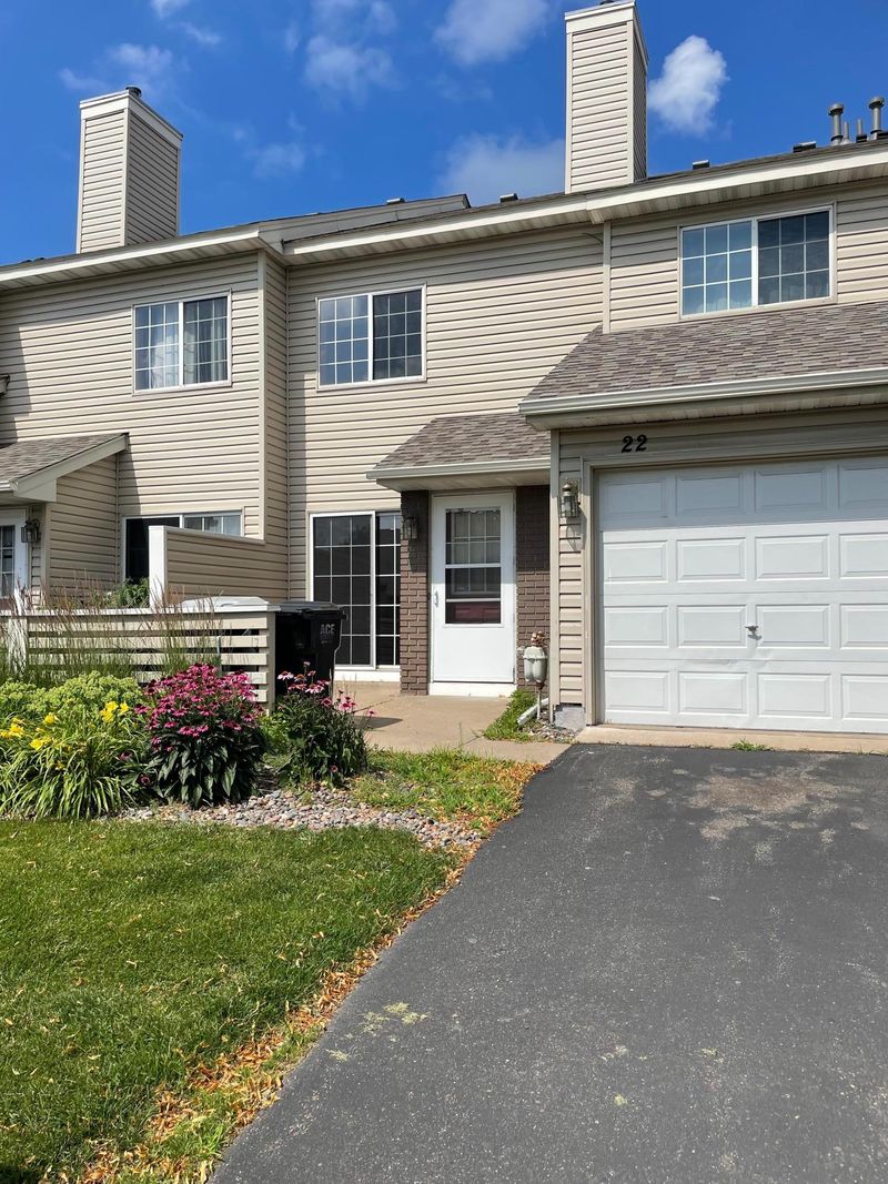 13174 Meadowood Curve NW #22, Coon Rapids, MN 55448
