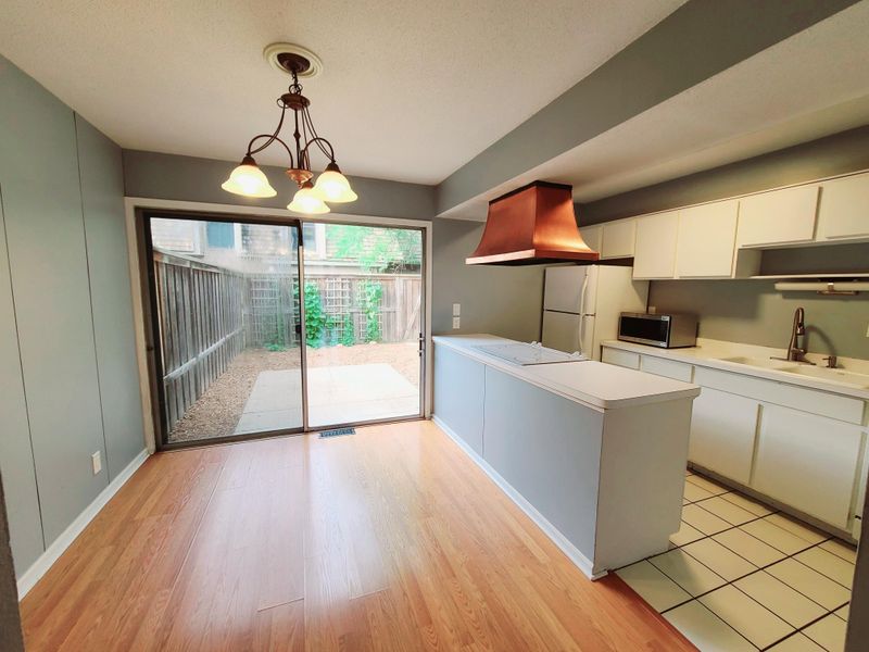 6371 Barrie Rd, Edina, MN 55435
