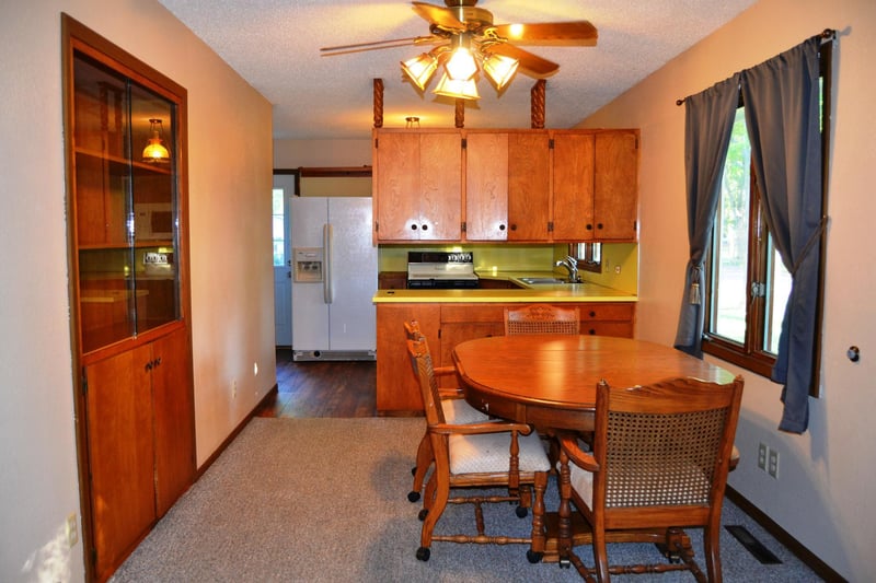 401 11th St, Heron Lake, MN 56137