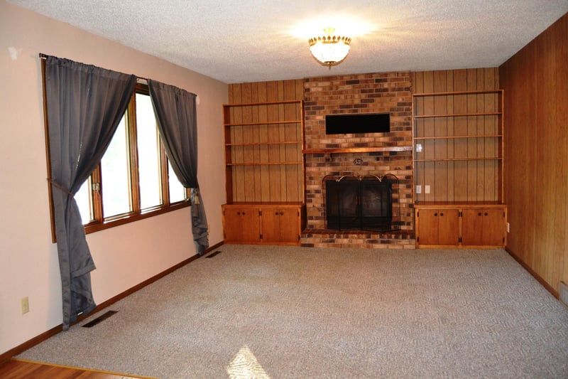 401 11th St, Heron Lake, MN 56137