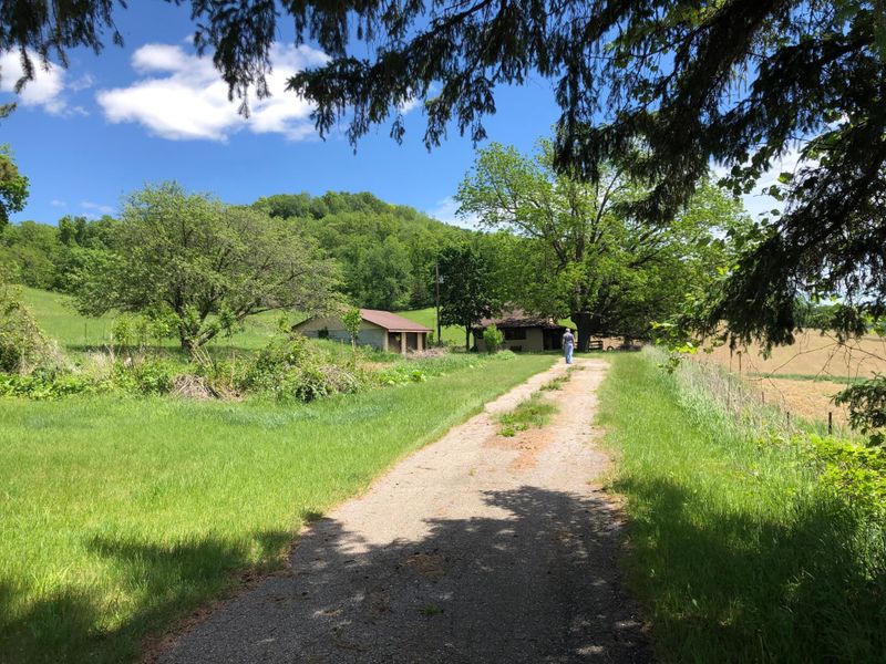 S1066 Paradise Hill Rd, Nelson, WI 54756