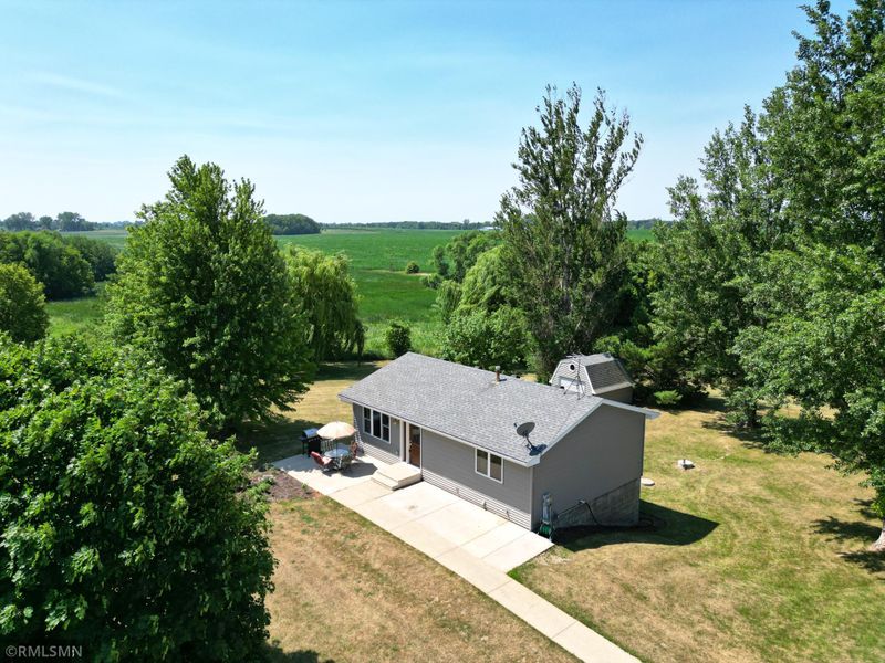 10679 Peyton Ave SW, Cokato, MN 55321