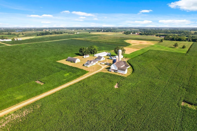 17980 42nd St, New Germany, MN 55367