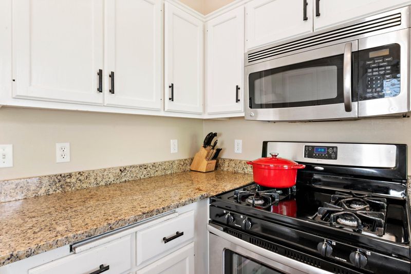 9109 Nevada Ct N, Brooklyn Park, MN 55445