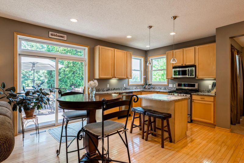8364 Allegheny Grove Blvd, Victoria, MN 55386