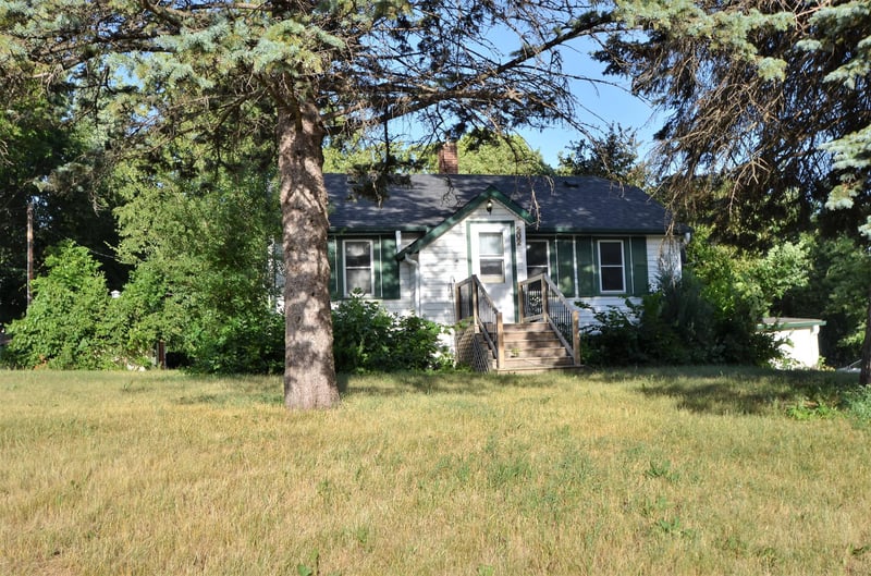 202 N 1st St, Darwin, MN 55324