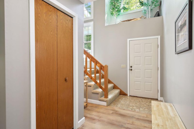 5205 Silver Maple Cir, Minnetonka, MN 55343