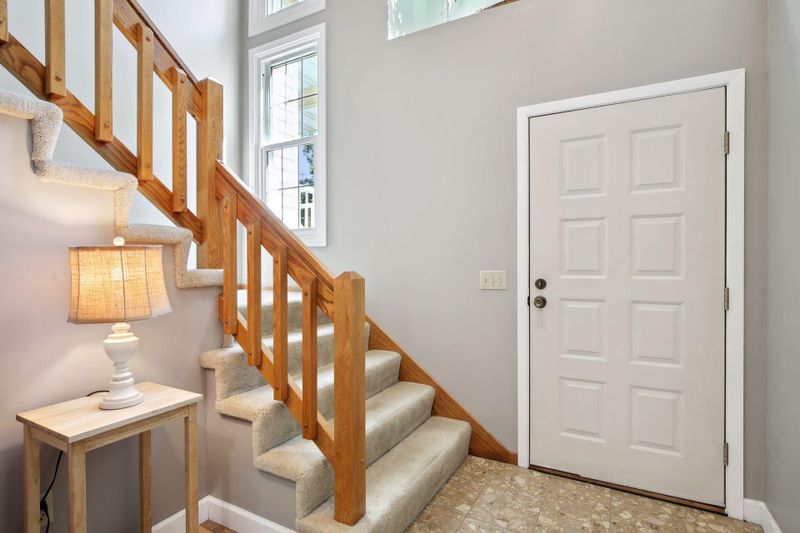 5205 Silver Maple Cir, Minnetonka, MN 55343