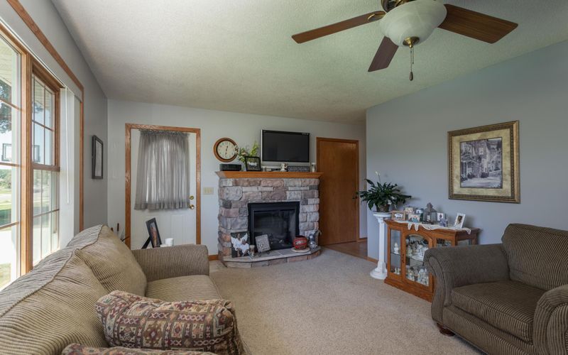 408 W Queen St, Osakis, MN 56360