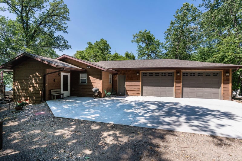 19043 Quartz Rd, Clitherall, MN 56524