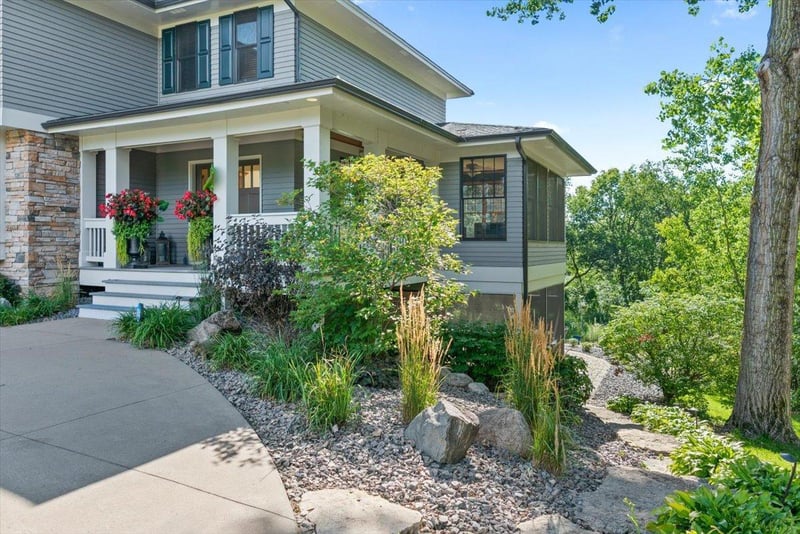 700 Fahlstrom Pl, Afton, MN 55001