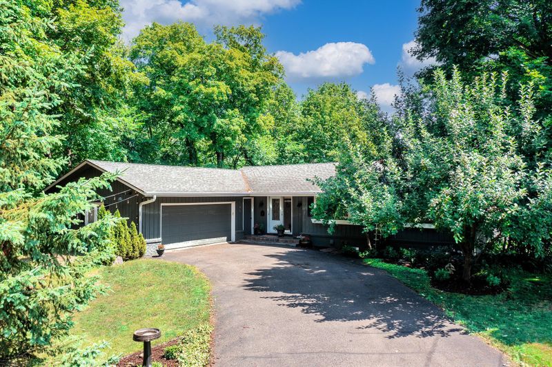 5651 Zumbra Dr, Excelsior, MN 55331