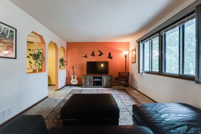 10021 Austin St NE, Circle Pines, MN 55014
