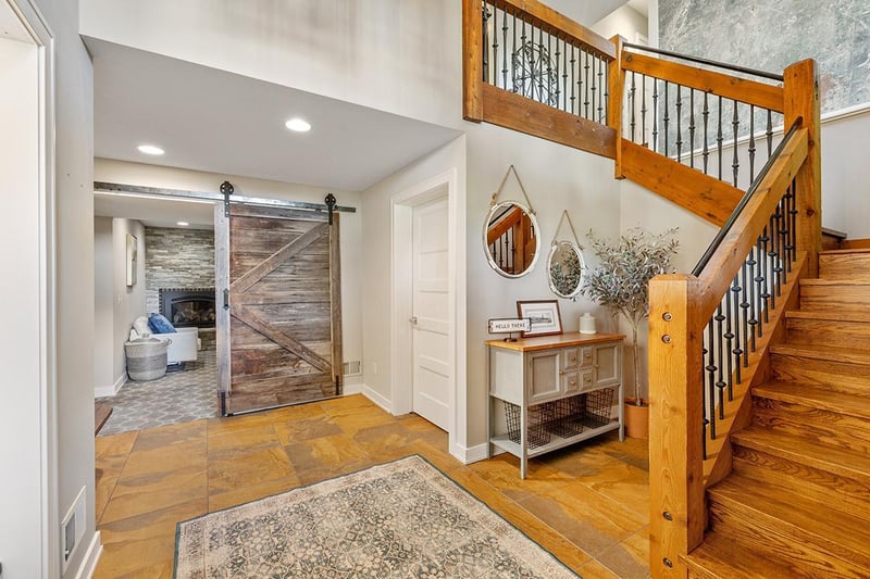 555 Apple Garden Rd, Minnetrista, MN 55364