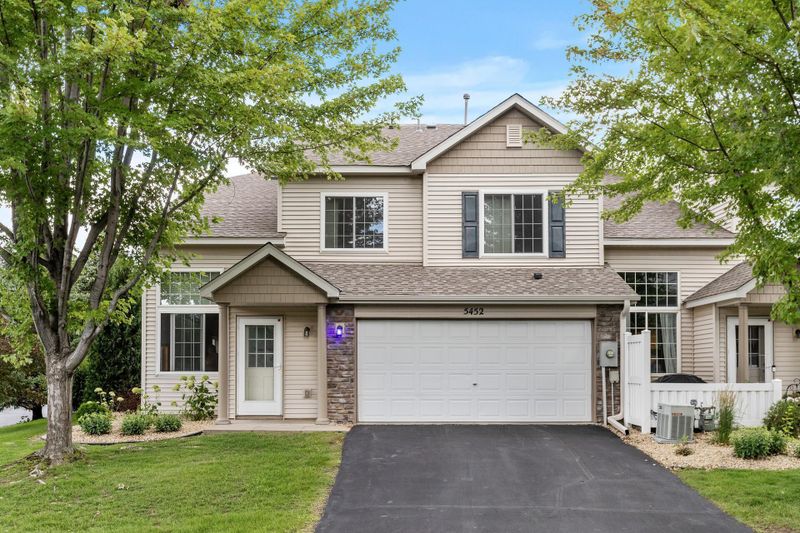 5452 Bryce Ave, Inver Grove Heights, MN 55076