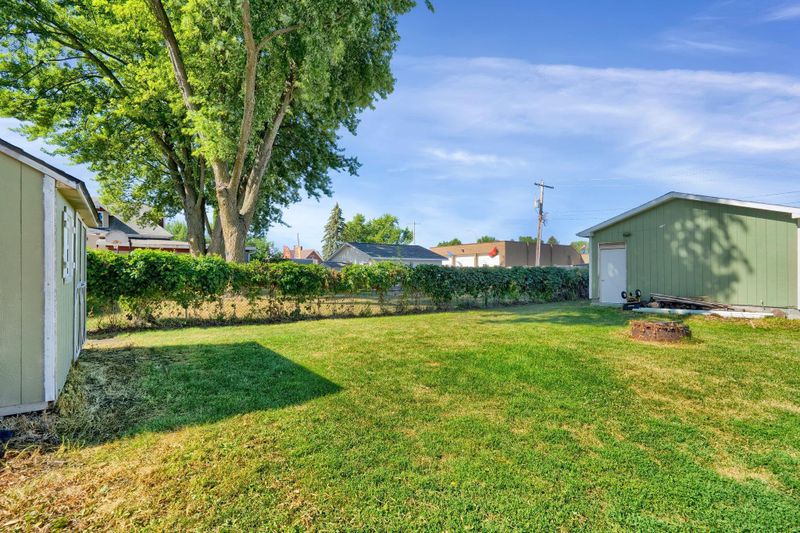 508 5th St, Madison Lake, MN 56063
