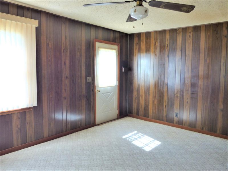 700 4th St SW, Waseca, MN 56093