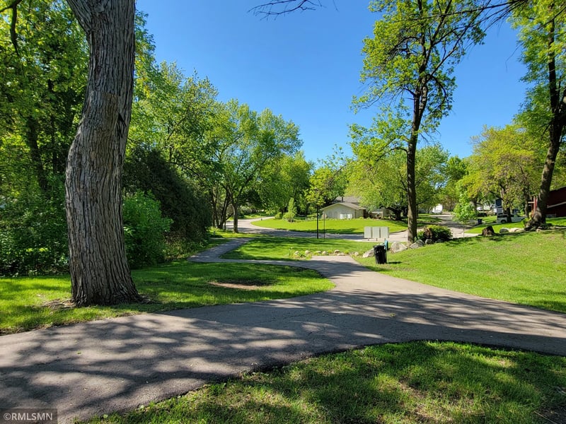xxx Eitel Rd, Chaska, MN 55318