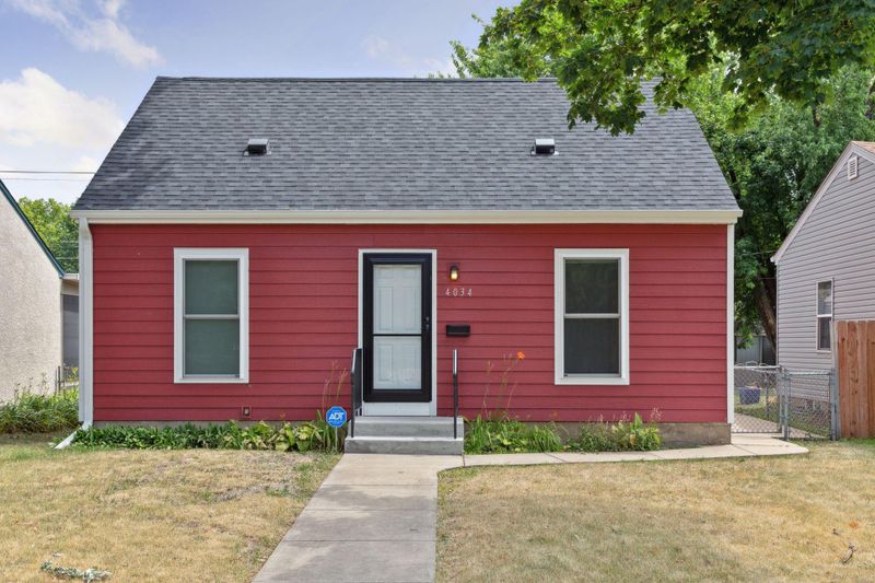 4034 Humboldt Ave N, Minneapolis, MN 55412