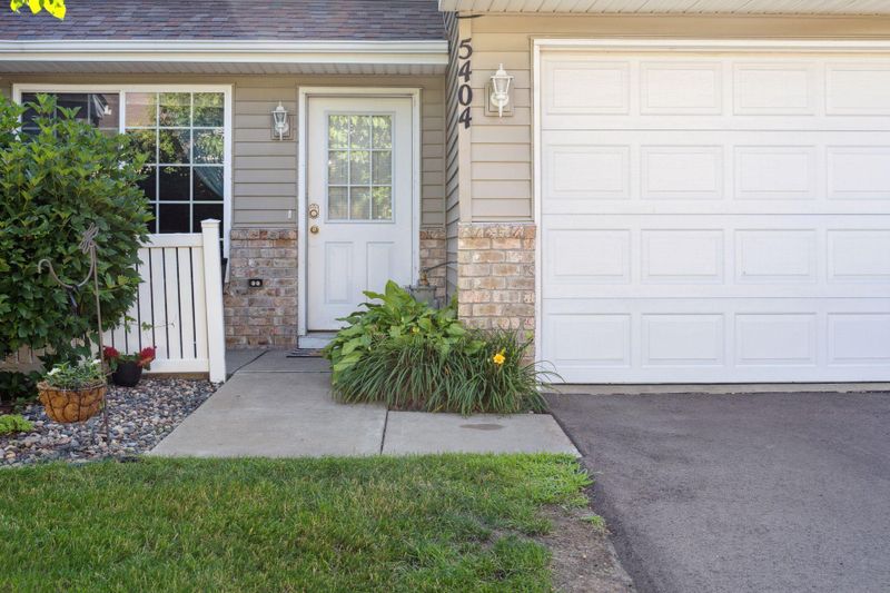 5404 206th St W, Farmington, MN 55024