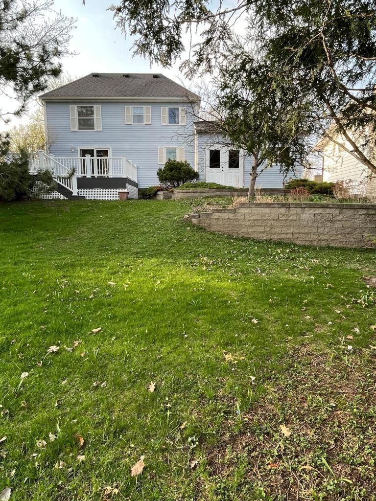810 5th St E, Northfield, MN 55057