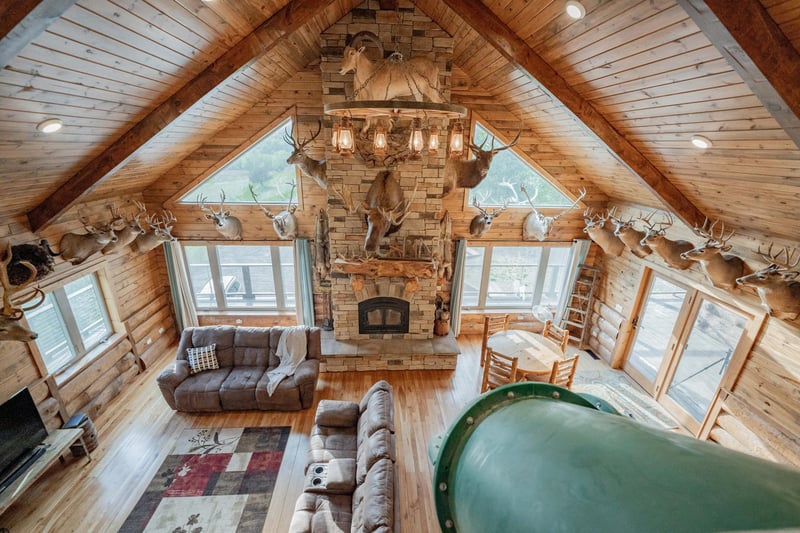 W2130 Mike Varenick Rd, Alma, WI 54610