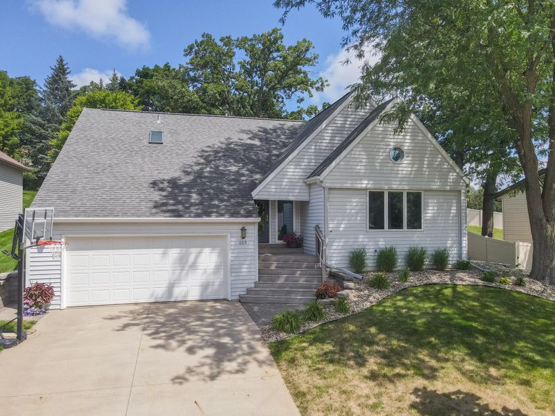609 Fireside Ln SW, Rochester, MN 55902